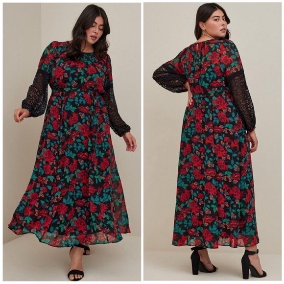 torrid Dresses & Skirts - Torrid 2X Floral Maxi Dress with Lace Sleeves.